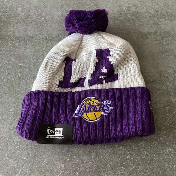 New Era Other - PRICE IS FIRM Brand new Los Angeles Lakers beanie